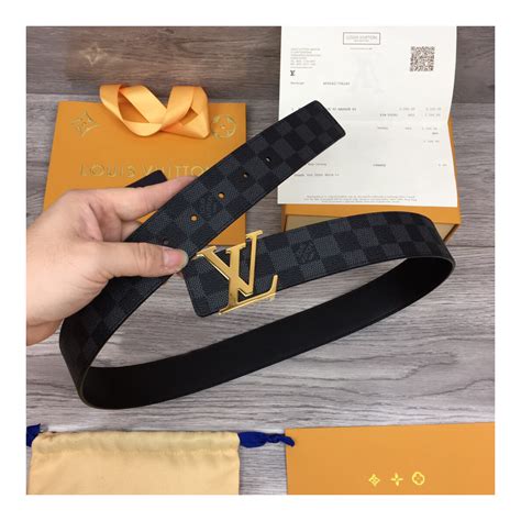 louis vuitton m0213|LV Initials 40mm Reversible Belt .